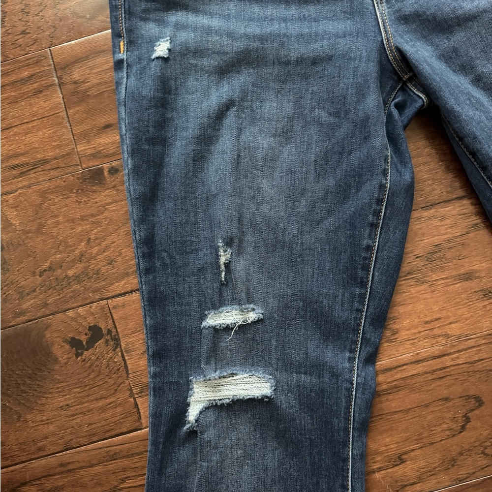 Distressed Blue Jeans - Picture 5 of 16